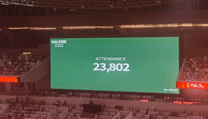 西安国际足球中心首次亮相，U23亚预赛中国vs东帝汶上座23802人